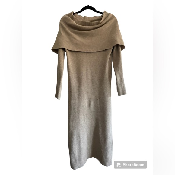 Elliat over the shoulder sweater dress - Picture 2 of 5